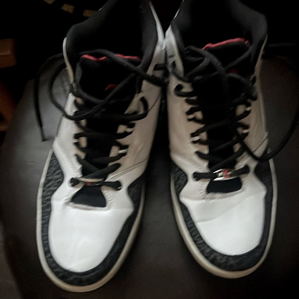 A new pair of 10.5 FUBU CLASSIC